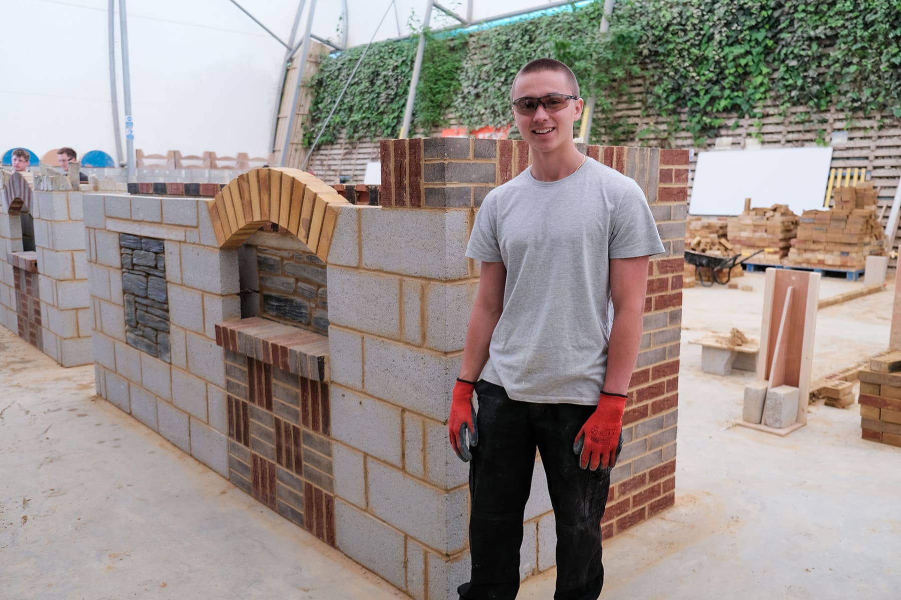 Diploma in Bricklayer Image