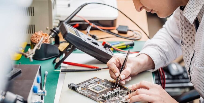 Diploma in Electrical & Electronics Image