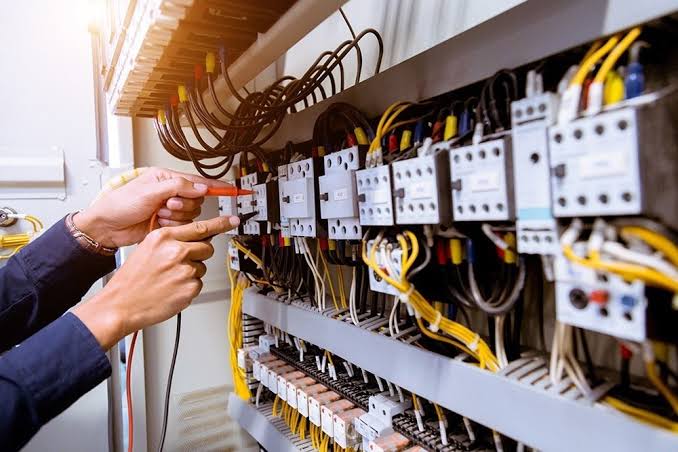 Diploma in Industrial Electrician Image