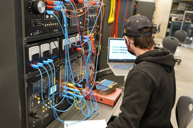 Diploma in Electrical And Technician Image
