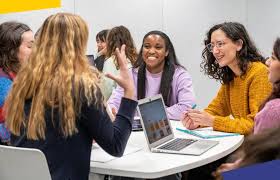 Diploma in Accounting  Image