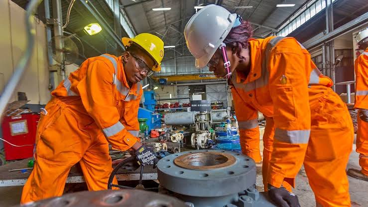 Diploma in Health, Safety & Environment Image