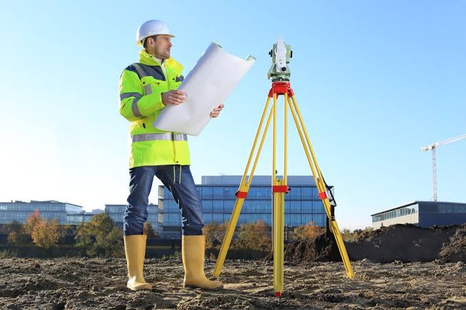 Diploma in Land Surveying Engineering Image